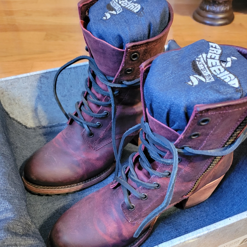 Freebird cavalier wine color boots